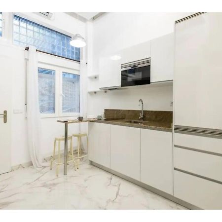 Apartamento Little Cozy Loft Madrid Free Street Parking Wifi Barbadillo Bis Exterior foto